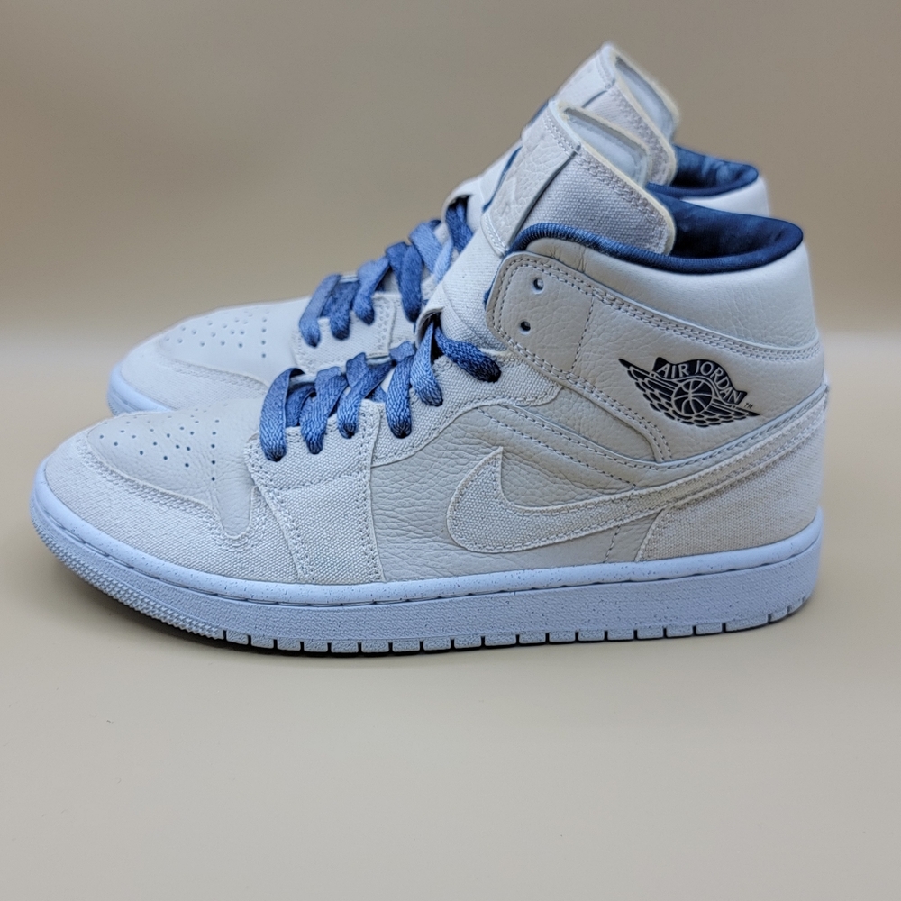 Jordan Women's Air Jordan 1 Mid White with Blue Accents